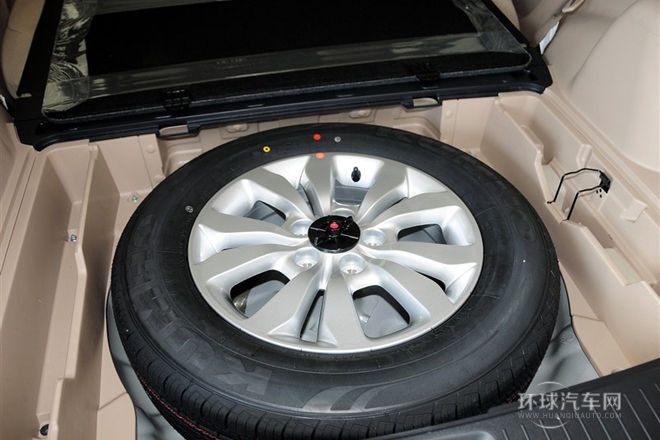 2013款 2.0L 手動兩驅版GL