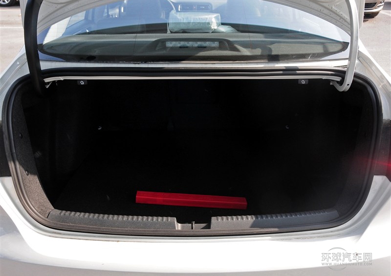 2014款 1.8TSI 自動(dòng)旗艦版