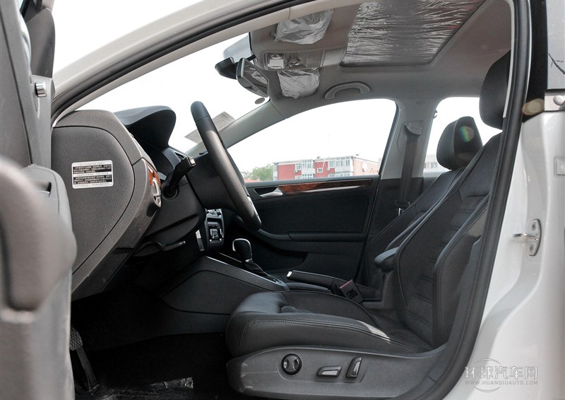 2014款 1.8TSI 自動旗艦版