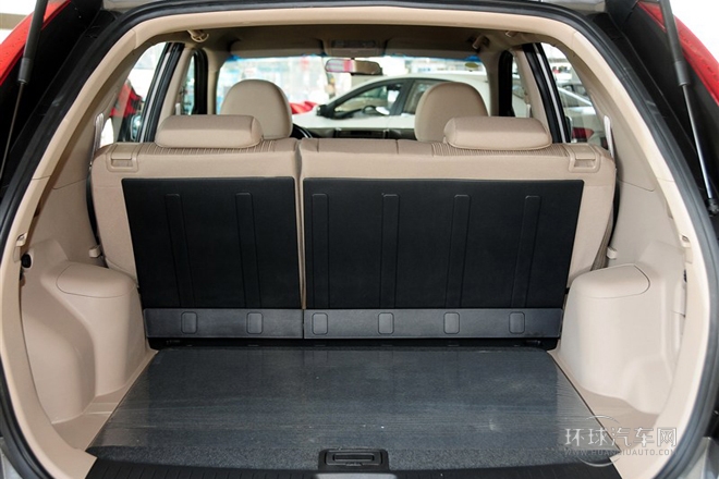 2013款 2.0L 手動兩驅版GL