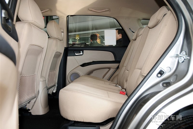 2013款 2.0L 手動兩驅版GL