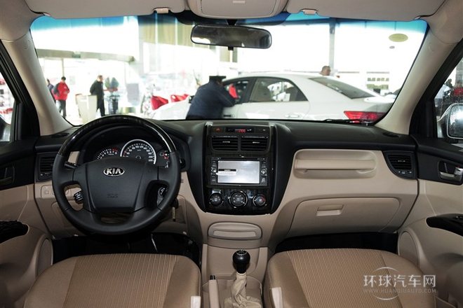 2013款 2.0L 手動兩驅版GL