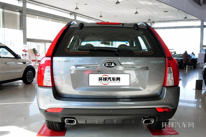 2013款 2.0L 手動兩驅版GL