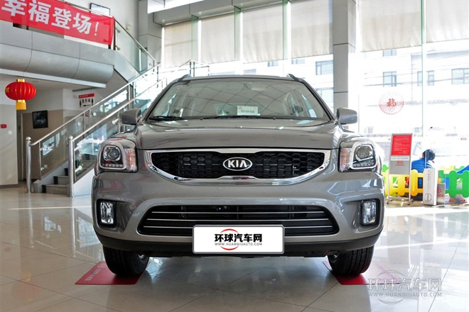 2013款 2.0L 手動兩驅(qū)版GL