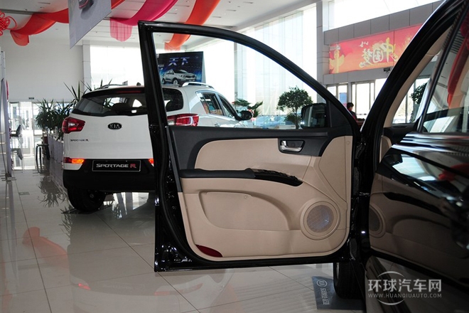 2013款 2.0L 自動(dòng)兩驅(qū)版GL