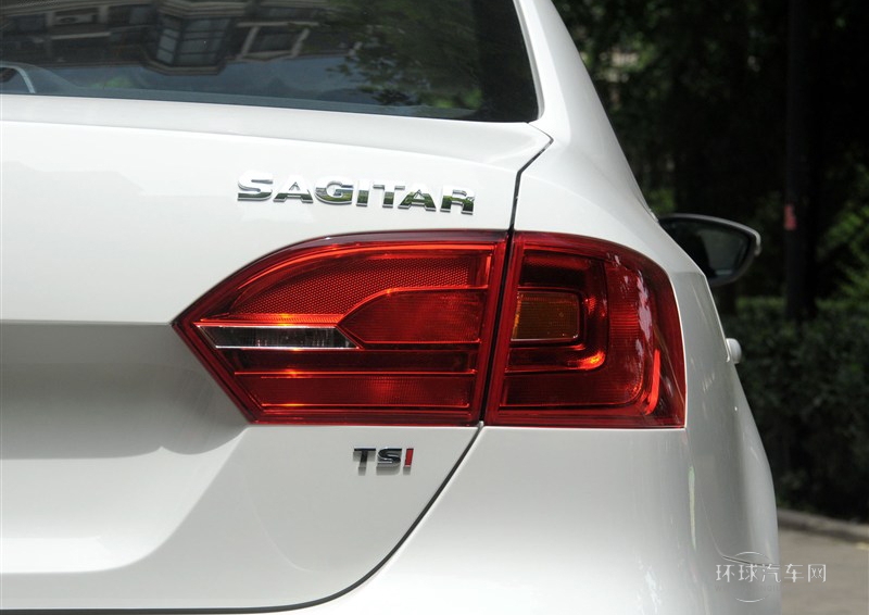 2014款 改款 1.4TSI 自動豪華型