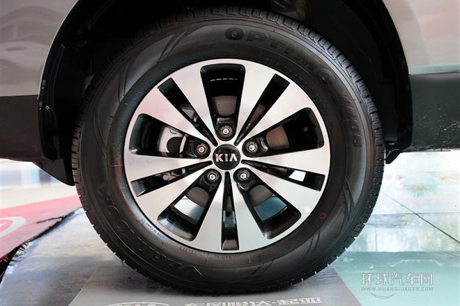 2013款 2.0L 手動(dòng)兩驅(qū)版GLS