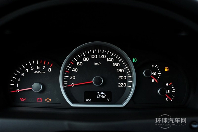 2013款 2.0L 手動(dòng)兩驅(qū)版GLS