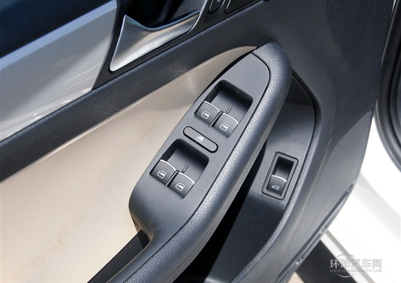 2014款 改款 1.6L 手動舒適型