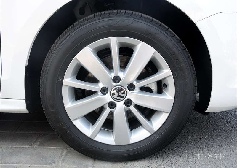 2014款 改款 1.6L 手動時尚型