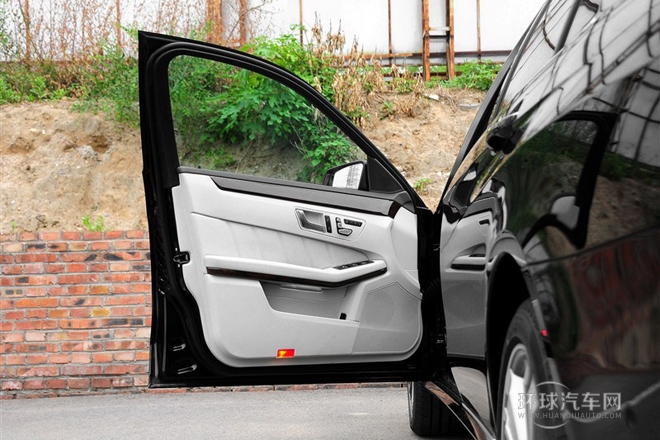 2015款E320L豪華版4MATIC