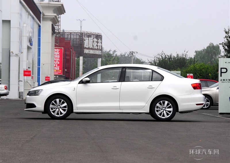 2014款 改款 1.6L 自動時尚型