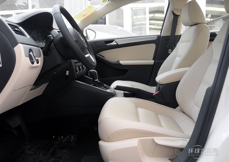 2014款 改款 1.6L 自動(dòng)舒適型