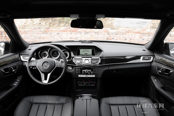 2015款E260L運動時尚版
