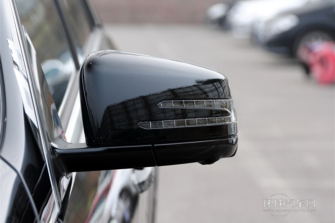 2015款E260L運(yùn)動(dòng)時(shí)尚版