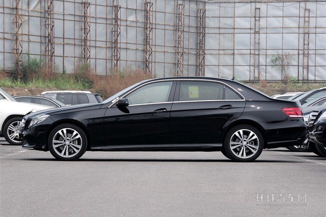 2015款E260L運動時尚版
