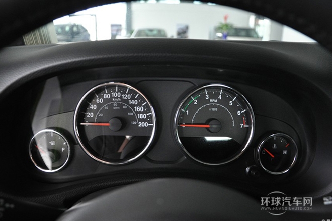 2014款 3.6L 龍騰典藏版