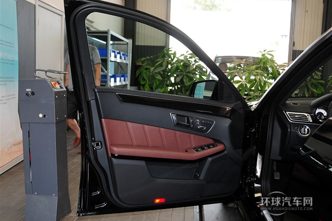 2015款E320L運動版