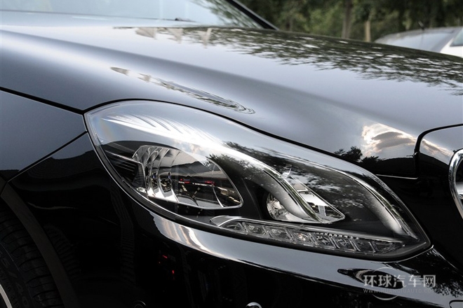 2015款E320L運(yùn)動(dòng)版