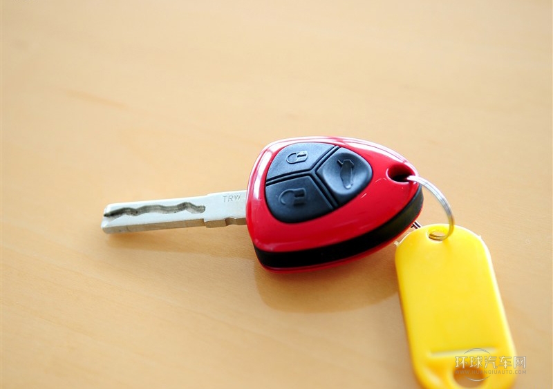 2013款 6.3L 標(biāo)準(zhǔn)型