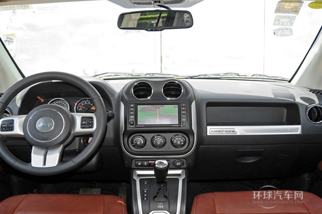 2014款 改款 2.4L 四驅(qū)豪華導(dǎo)航版