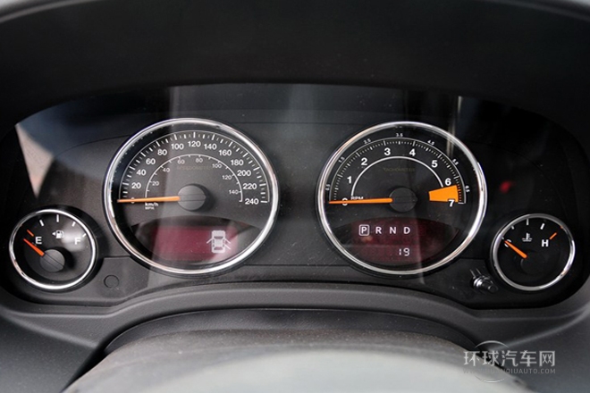 2014款 改款 2.4L 四驅舒適版