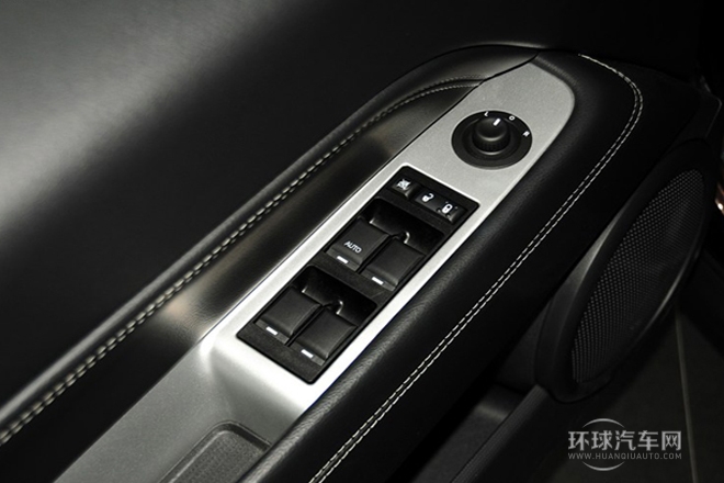 2014款 改款 2.0L 兩驅精英版