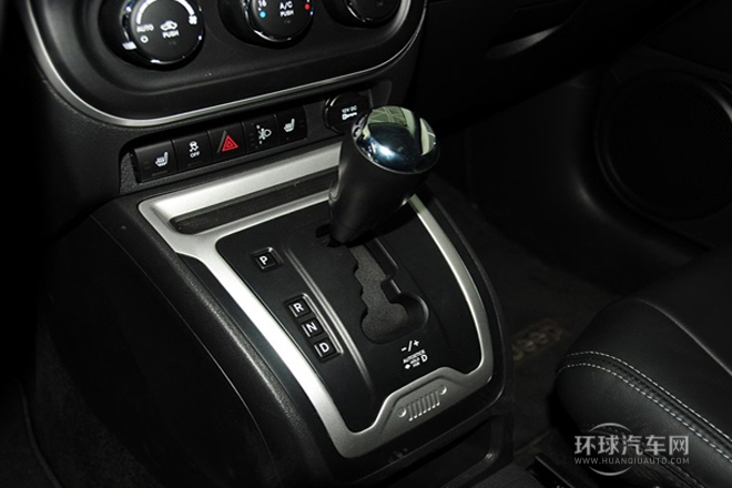 2014款 改款 2.0L 兩驅精英版