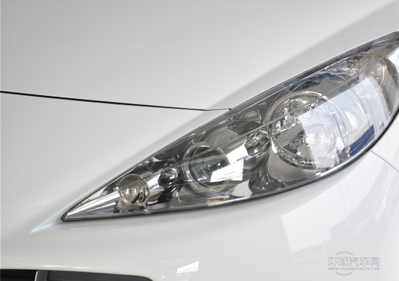 2013款 1.6L CC 羅蘭·加洛斯豪華