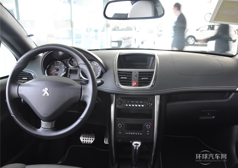 2013款 1.6L CC 羅蘭·加洛斯豪華