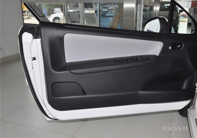 2013款 1.6L CC 羅蘭·加洛斯豪華