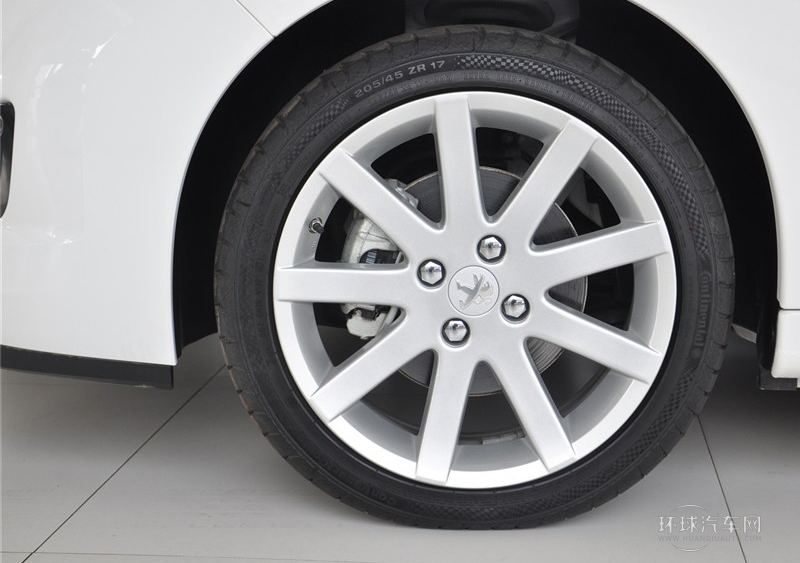 2013款 1.6L CC 羅蘭·加洛斯豪華