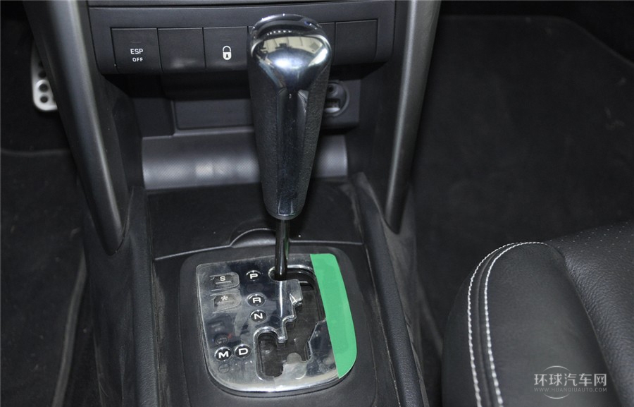 2013款 1.6L CC 自動豪華型