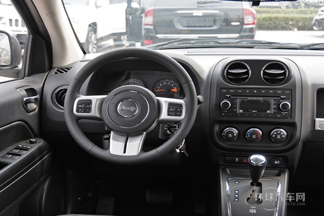 2014款 改款 2.0L 兩驅(qū)進(jìn)取版