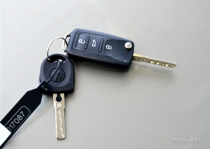 2012款 Cross POLO AT