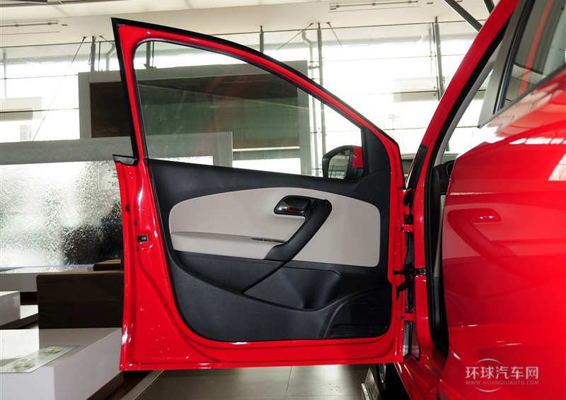 2013款 1.4L 手動舒適版