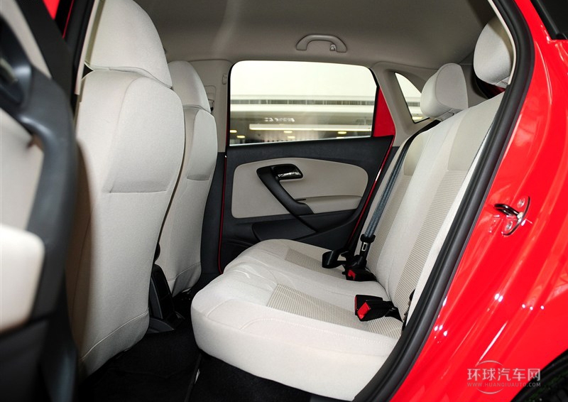 2013款 1.4L 手動(dòng)舒適版