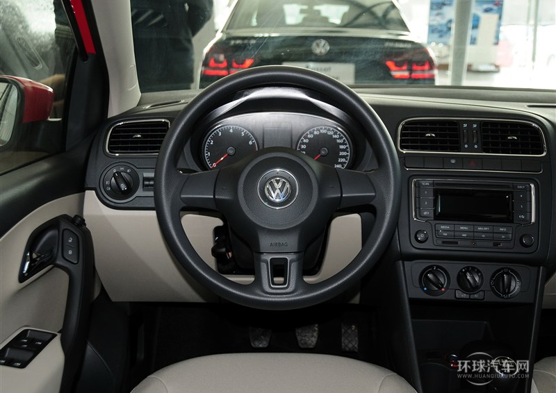 2013款 1.4L 手動(dòng)舒適版