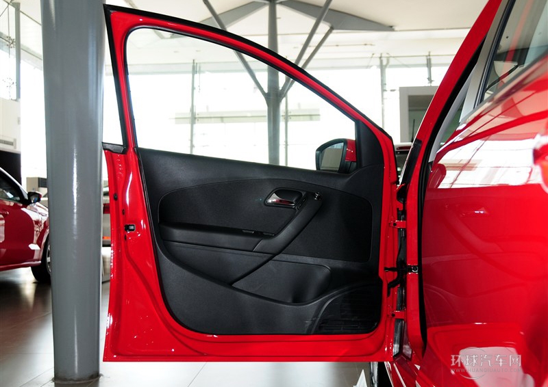 2013款 1.4L 自動豪華版