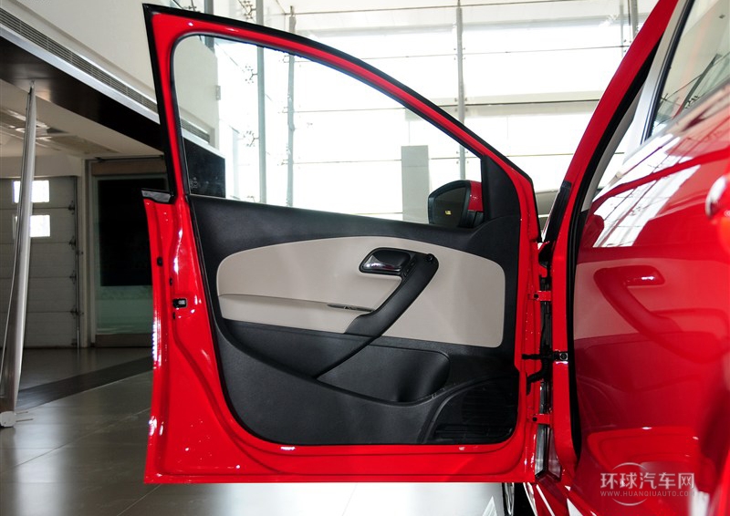 2013款 1.4L 自動舒適版