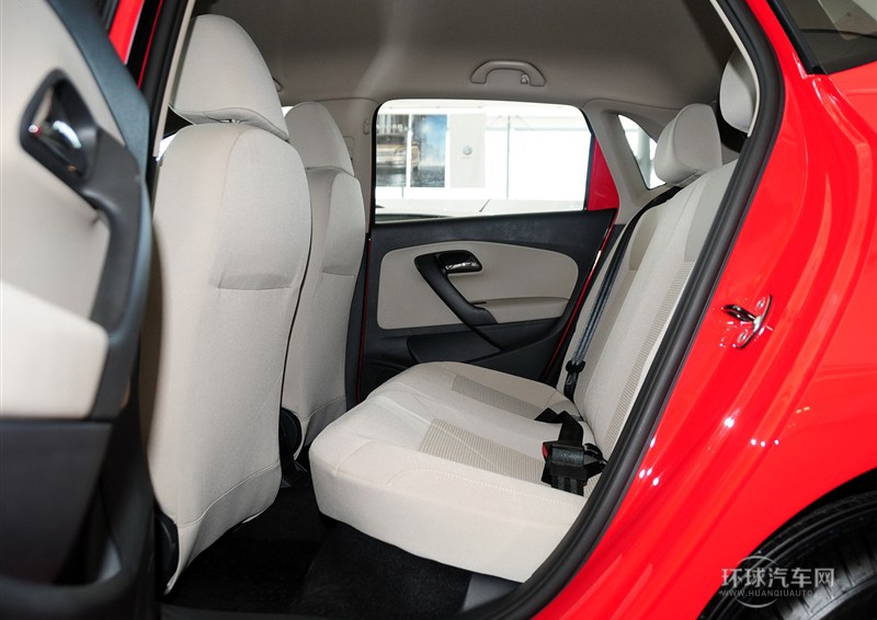 2013款 1.4L 自動(dòng)舒適版