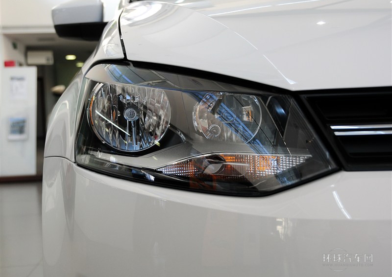 2013款 1.6L 自動豪華版