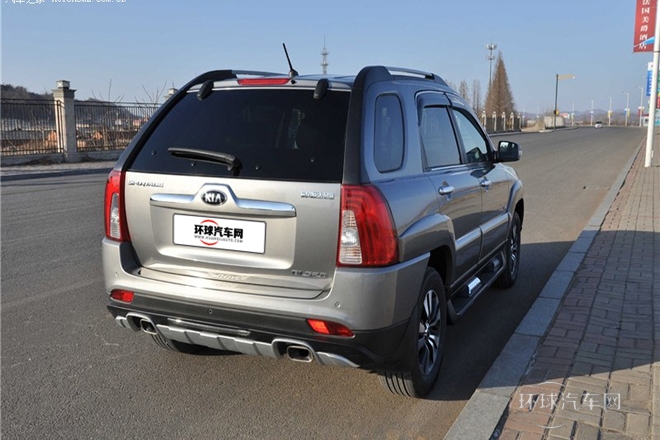 2013款 2.0L 手動四驅版GLS