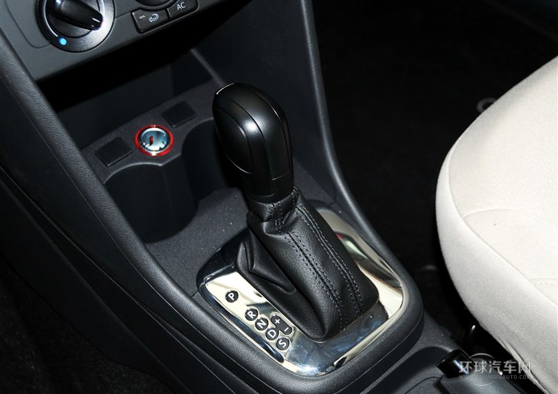 2013款 1.6L 自動舒適版