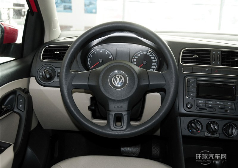 2013款 1.6L 自動舒適版