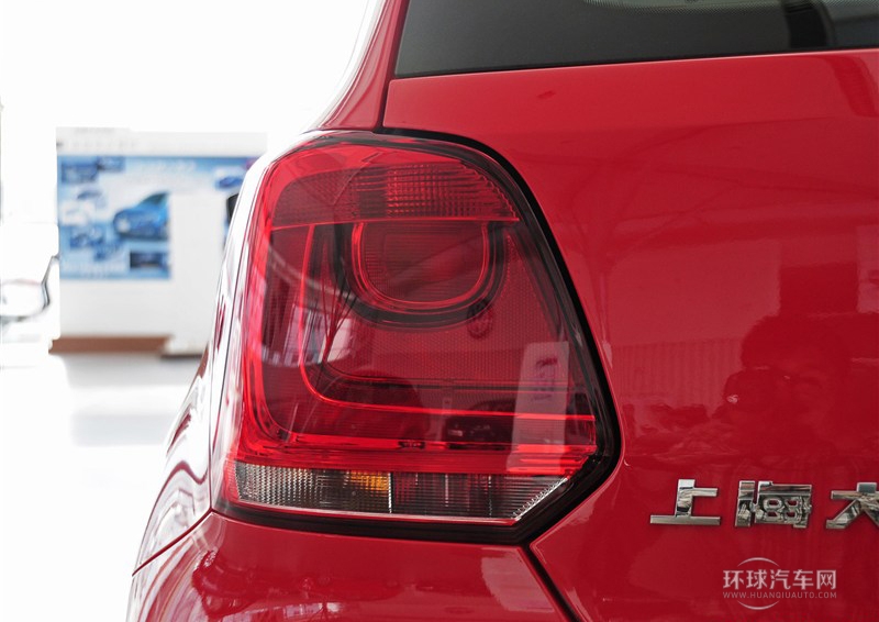 2013款 1.6L 自動(dòng)舒適版