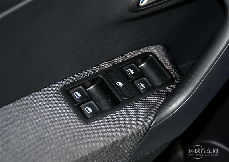 2014款 1.4L 手動(dòng)風(fēng)尚版