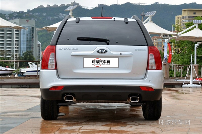 2013款 2.0L 自動(dòng)兩驅(qū)版Premium