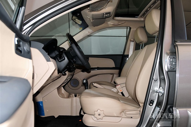 2013款 2.0L 自動兩驅(qū)版DLX