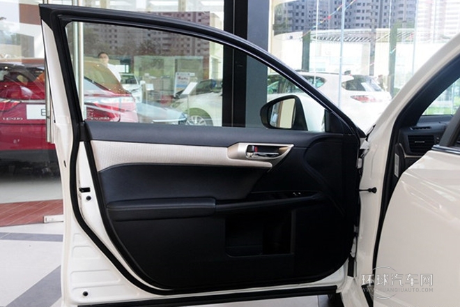 2014款 CT200h F-Sport 單色